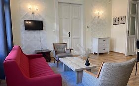 P9 By Small Home Budapest